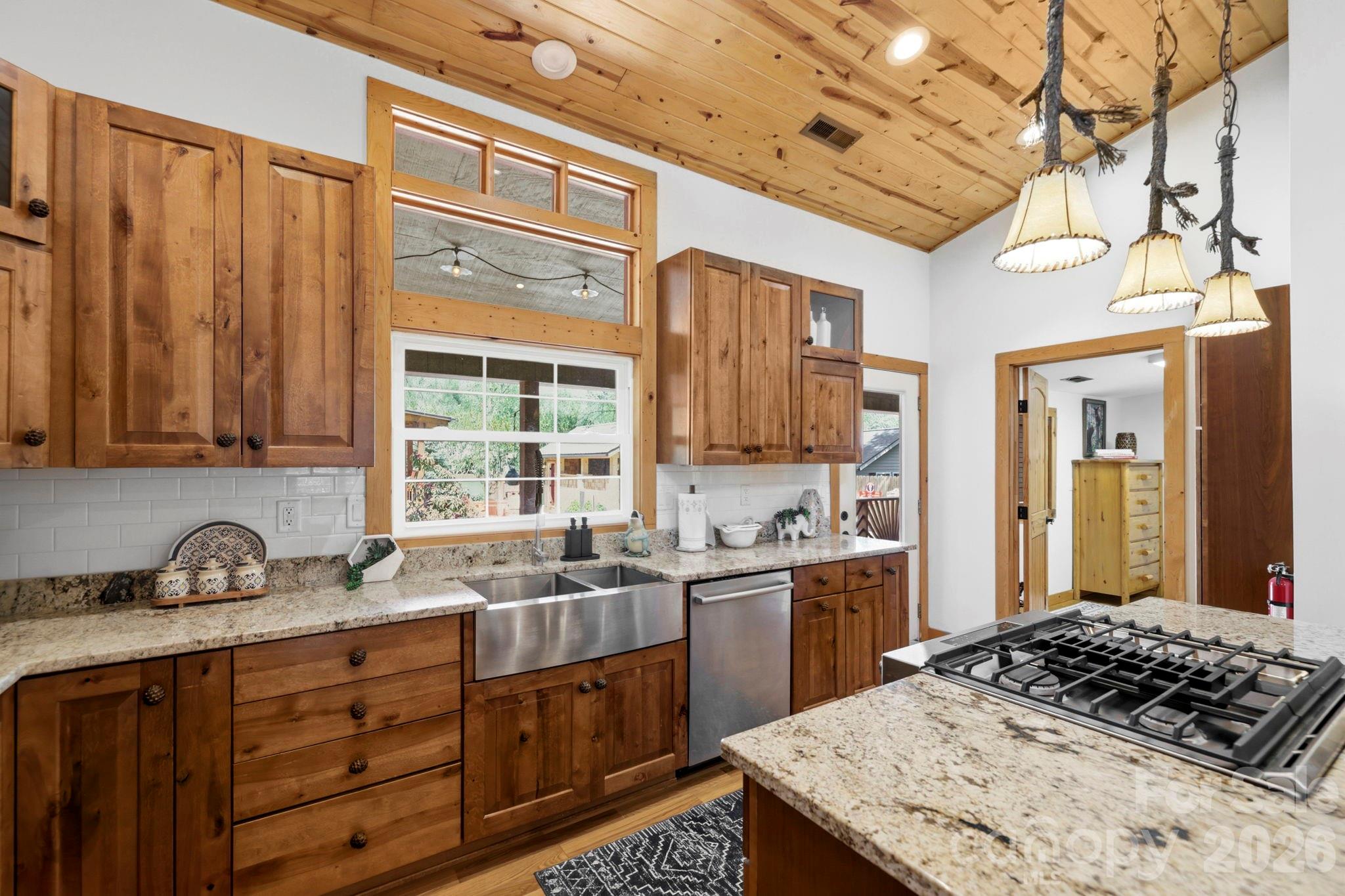 107 5th Street Black Mountain NC 28711