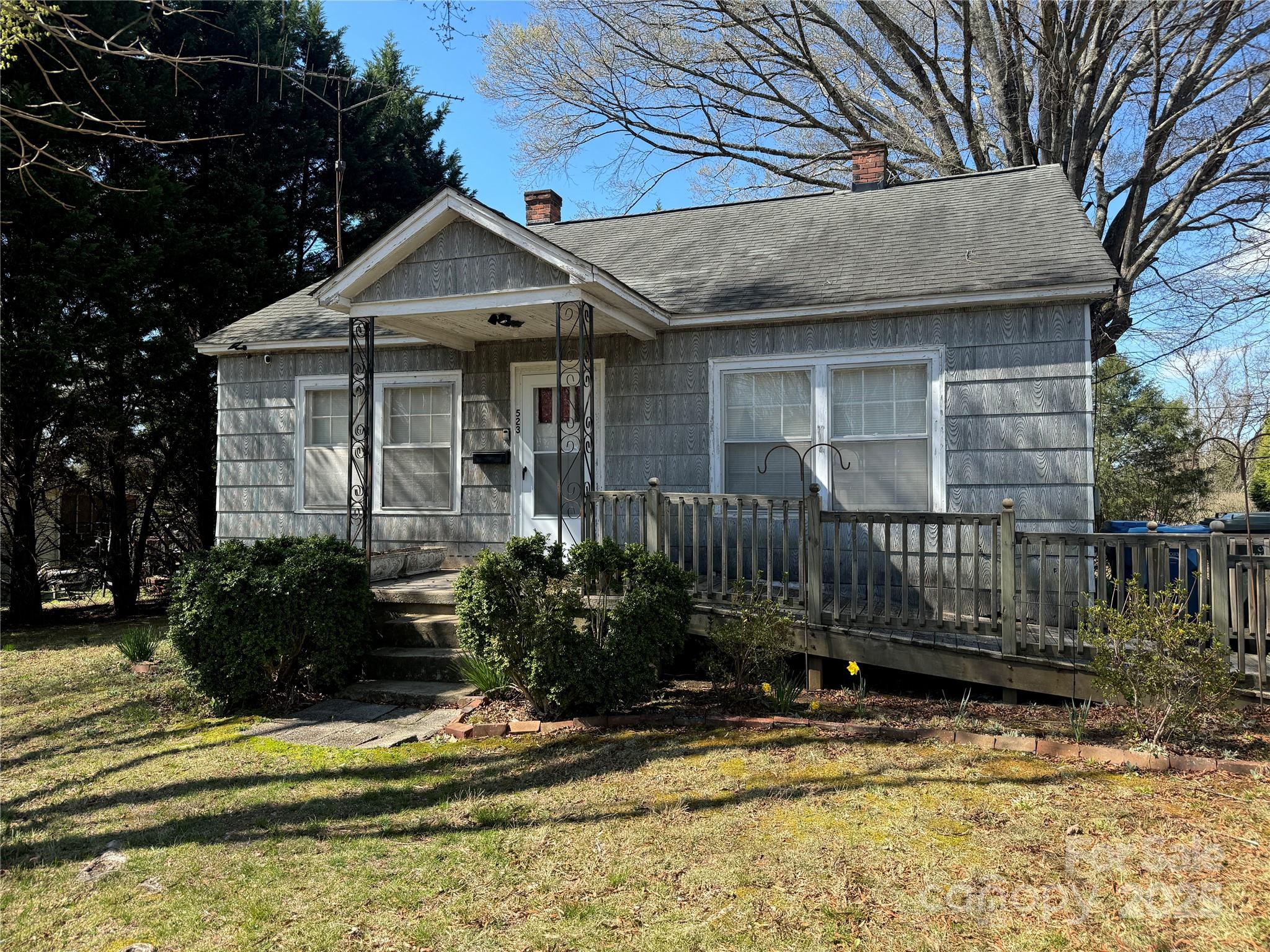 523 29th Avenue Drive NW Hickory NC 28601