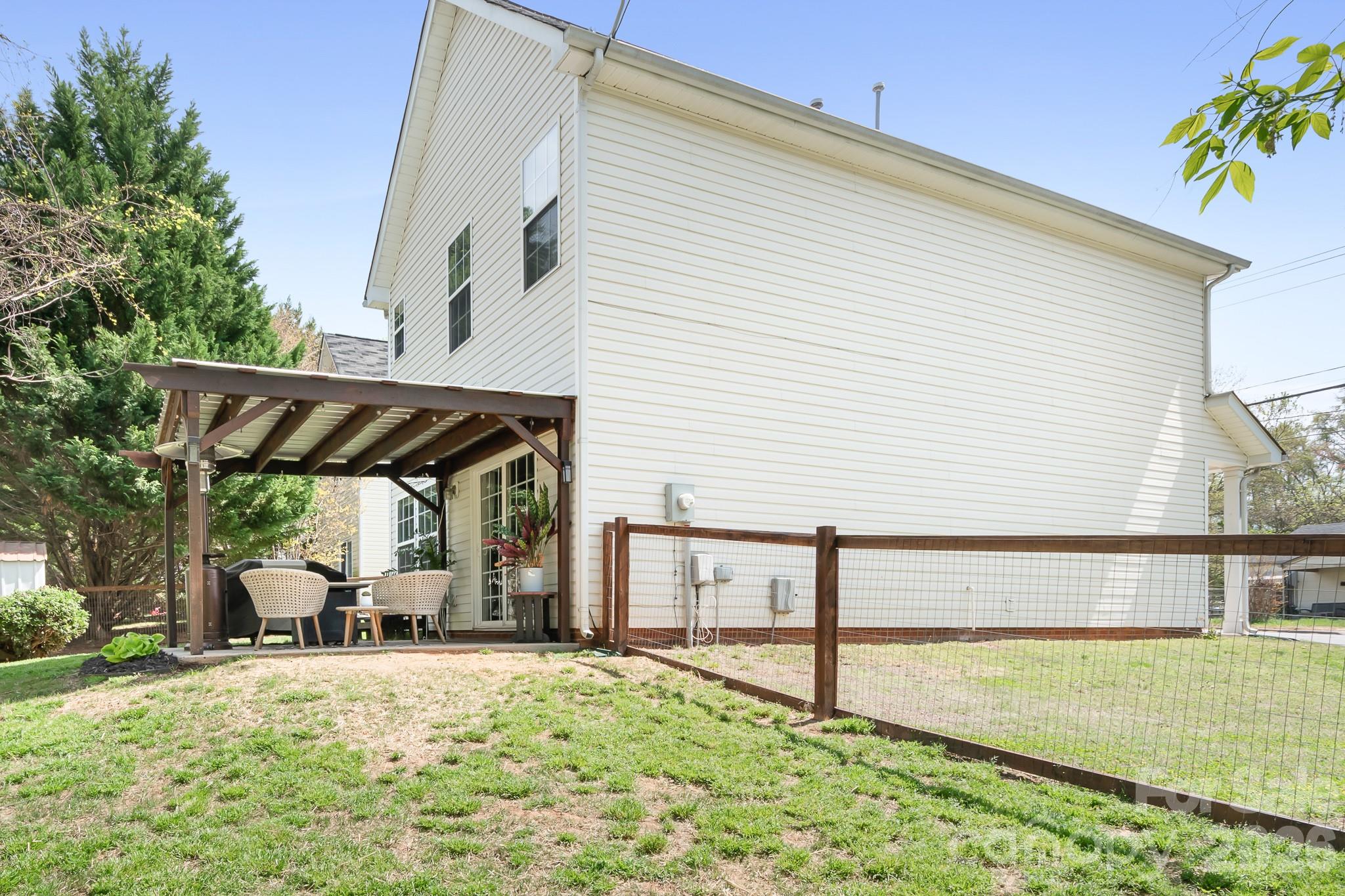 520 E Iredell Avenue Mooresville NC 28115