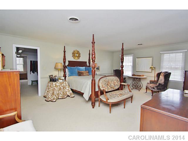 7310 Wessix Place Charlotte NC 28226