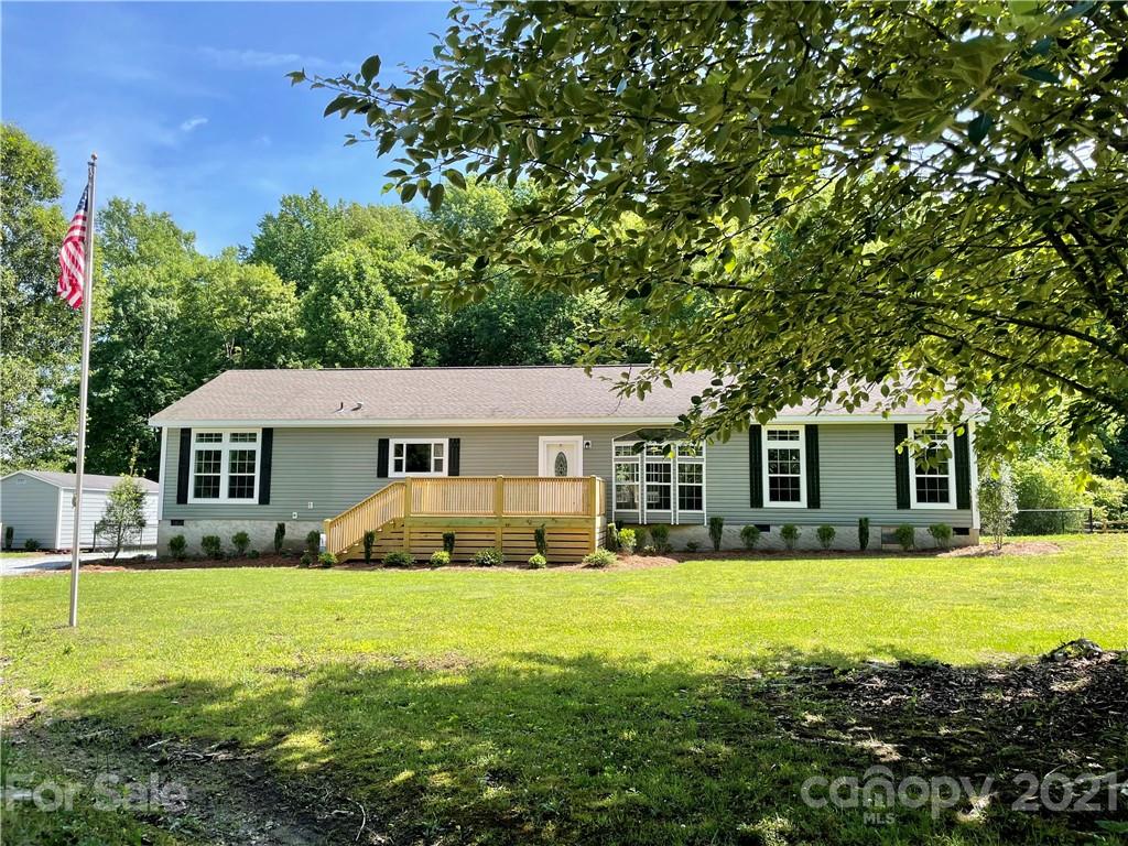 3011 Pickens Highway Rosman NC 28772