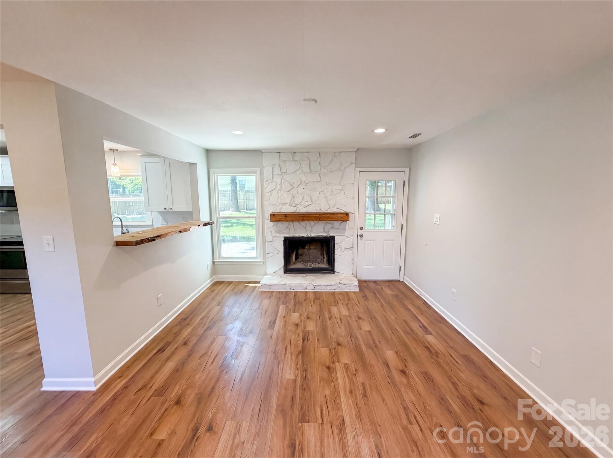 4554 Strangford Avenue Charlotte NC 28215