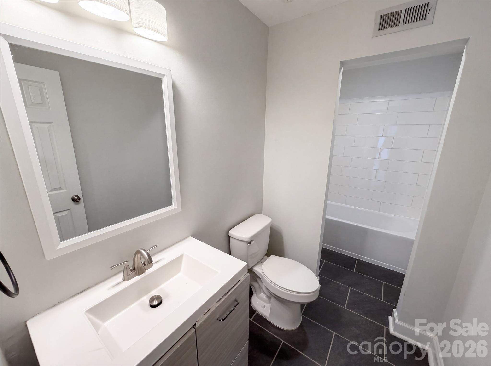 4554 Strangford Avenue Charlotte NC 28215