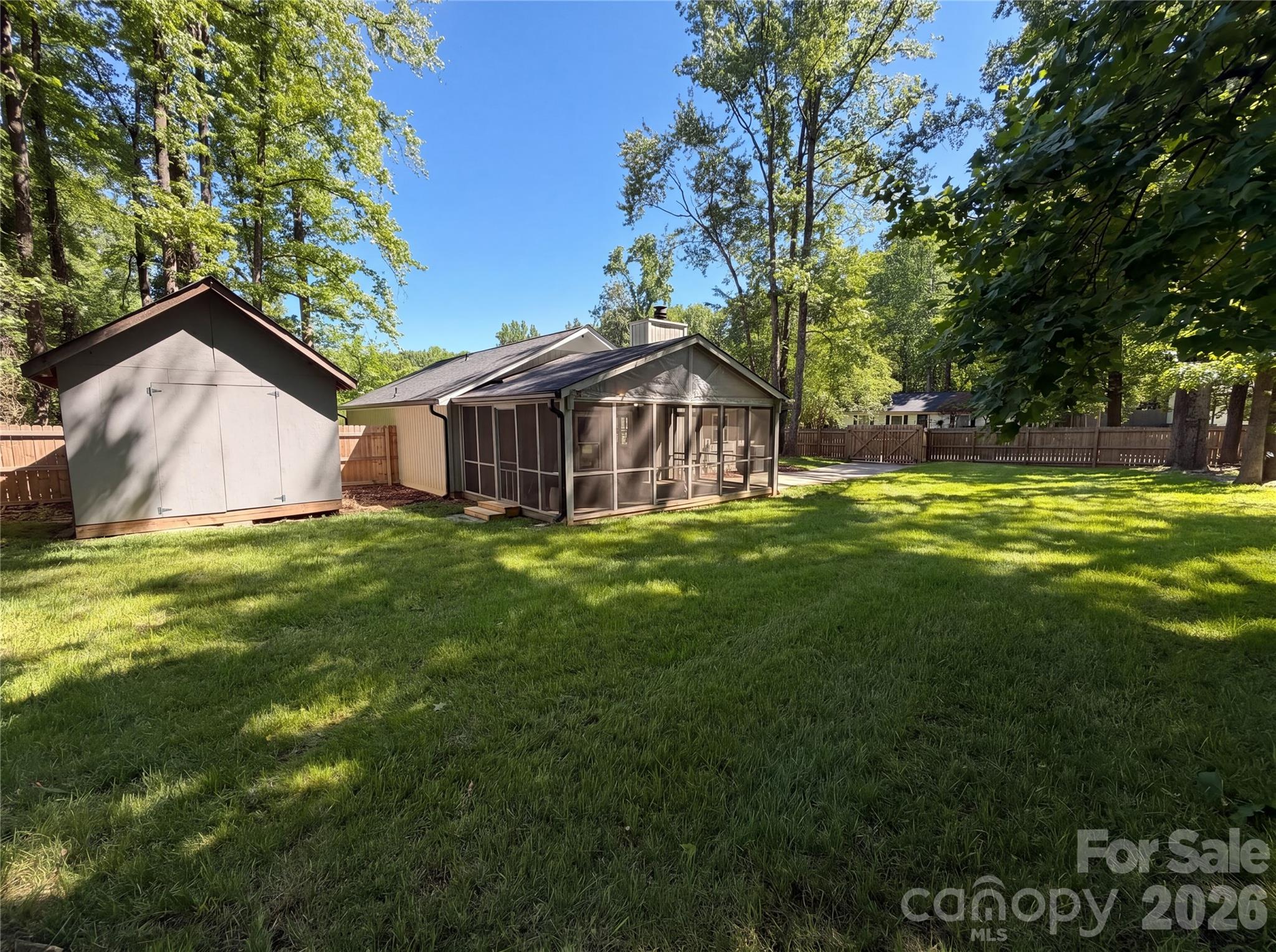 4554 Strangford Avenue Charlotte NC 28215