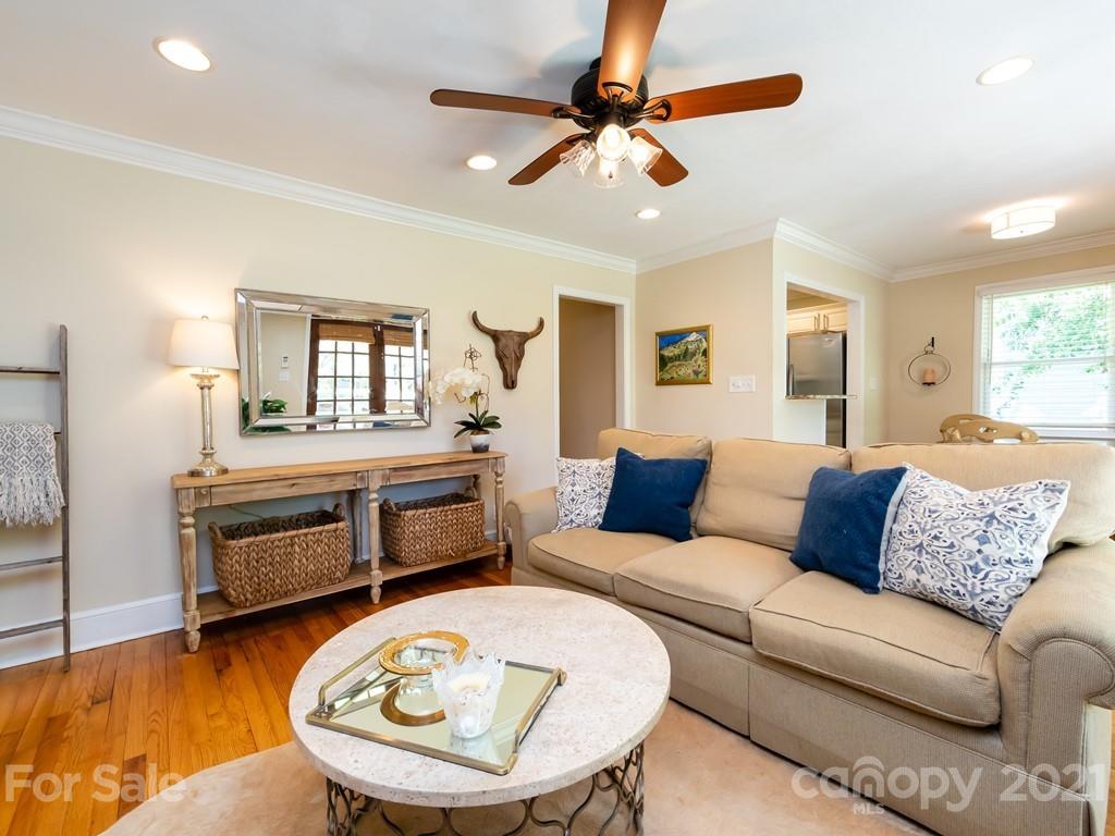 1409 Cortland Road W Charlotte NC 28209