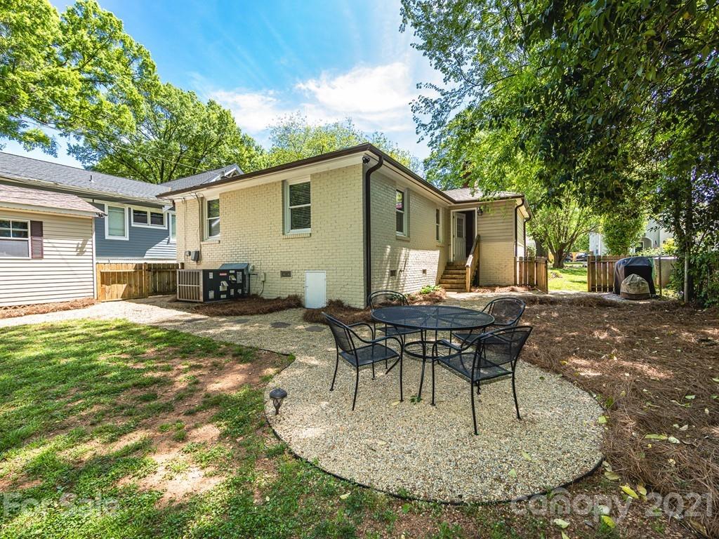 1409 Cortland Road W Charlotte NC 28209