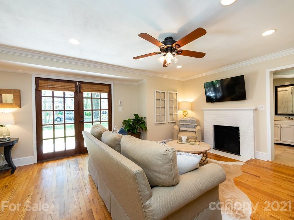1409 Cortland Road W Charlotte NC 28209