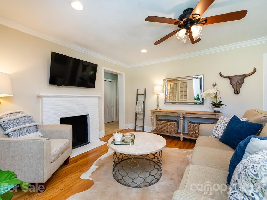 1409 Cortland Road W Charlotte NC 28209