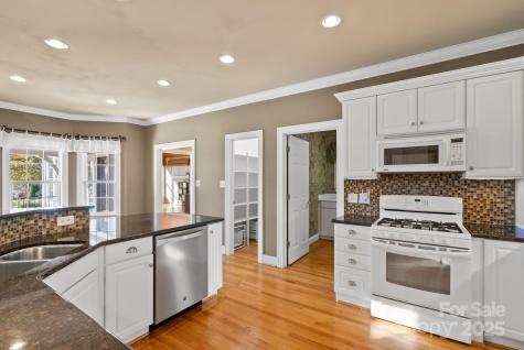 6 Huntington Chase Drive Asheville NC 28805