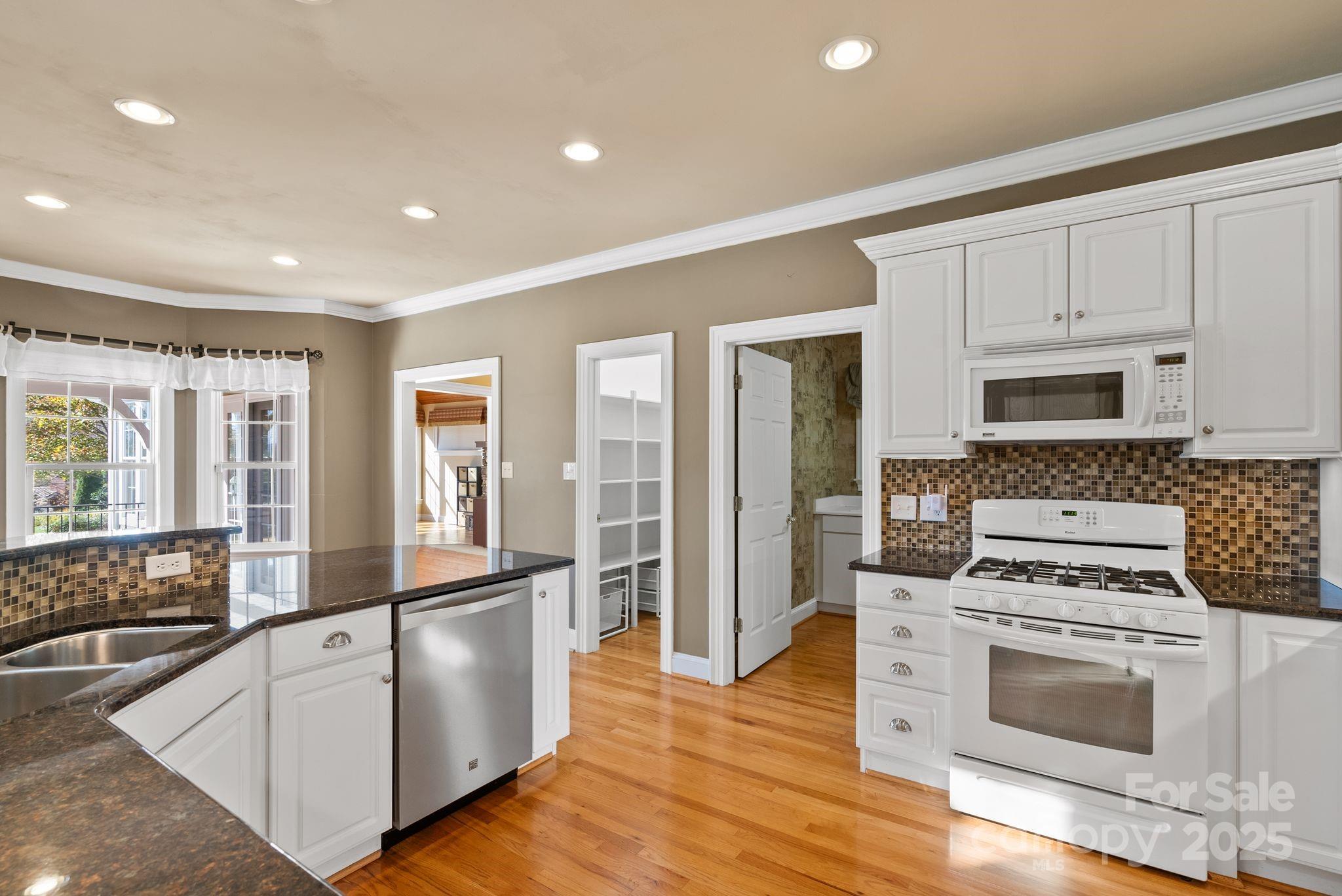 6 Huntington Chase Drive Asheville NC 28805