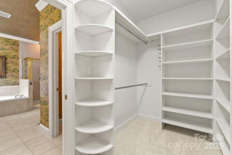 6 Huntington Chase Drive Asheville NC 28805