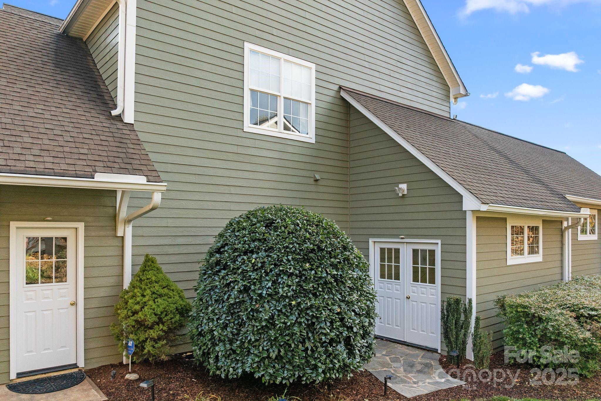 6 Huntington Chase Drive Asheville NC 28805