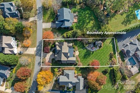 6 Huntington Chase Drive Asheville NC 28805