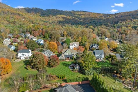 6 Huntington Chase Drive Asheville NC 28805