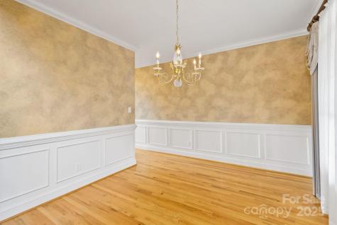 6 Huntington Chase Drive Asheville NC 28805