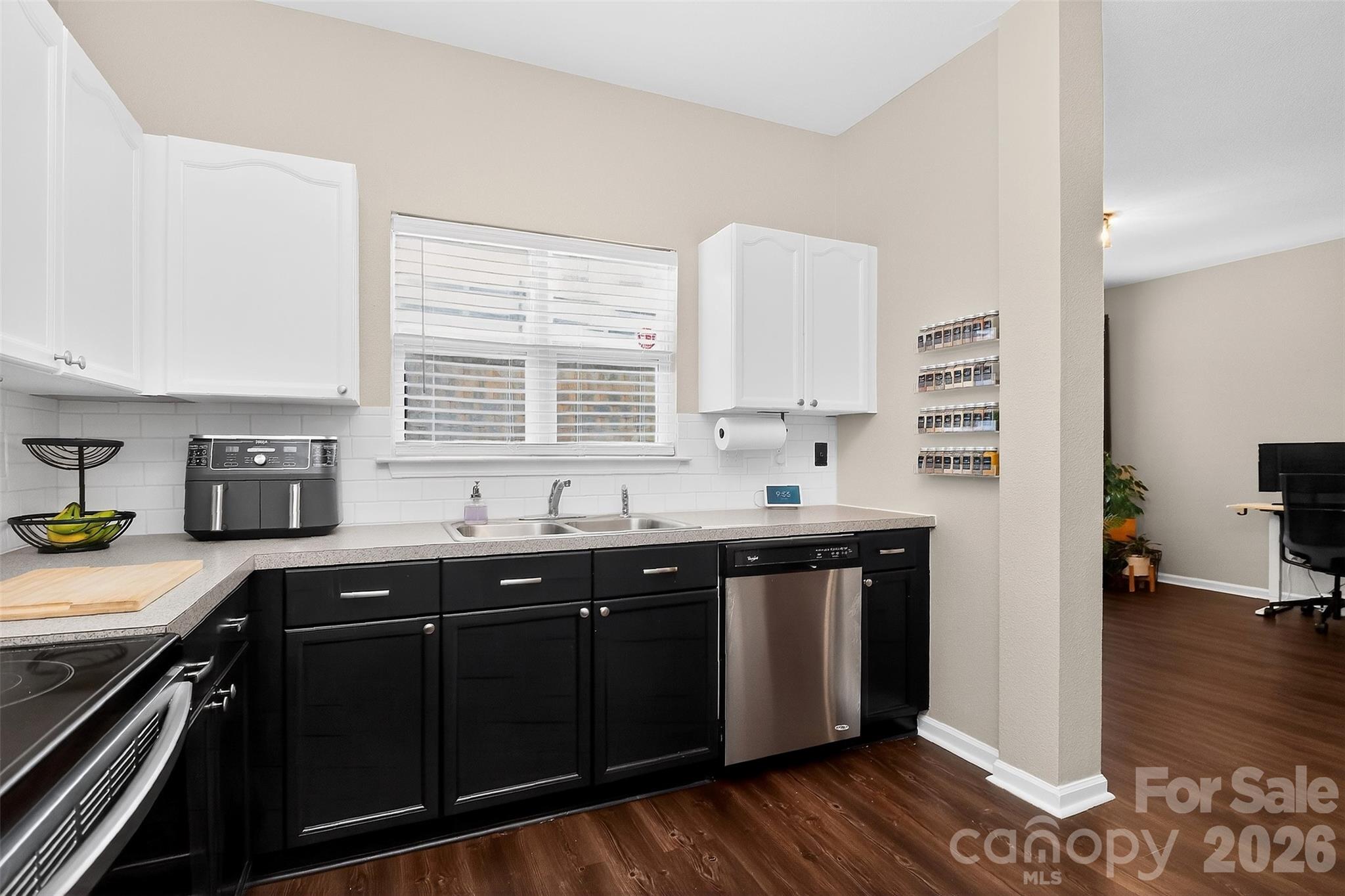 530 Doughton Lane Charlotte NC 28217
