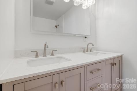 1407 Mimosa Lane Lenoir NC 28645