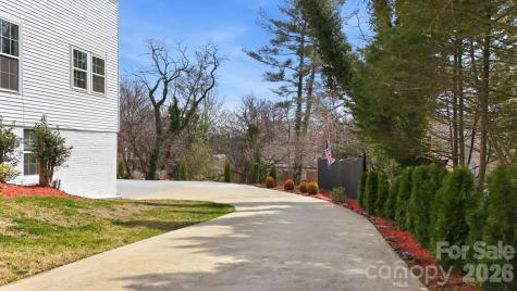 1407 Mimosa Lane Lenoir NC 28645
