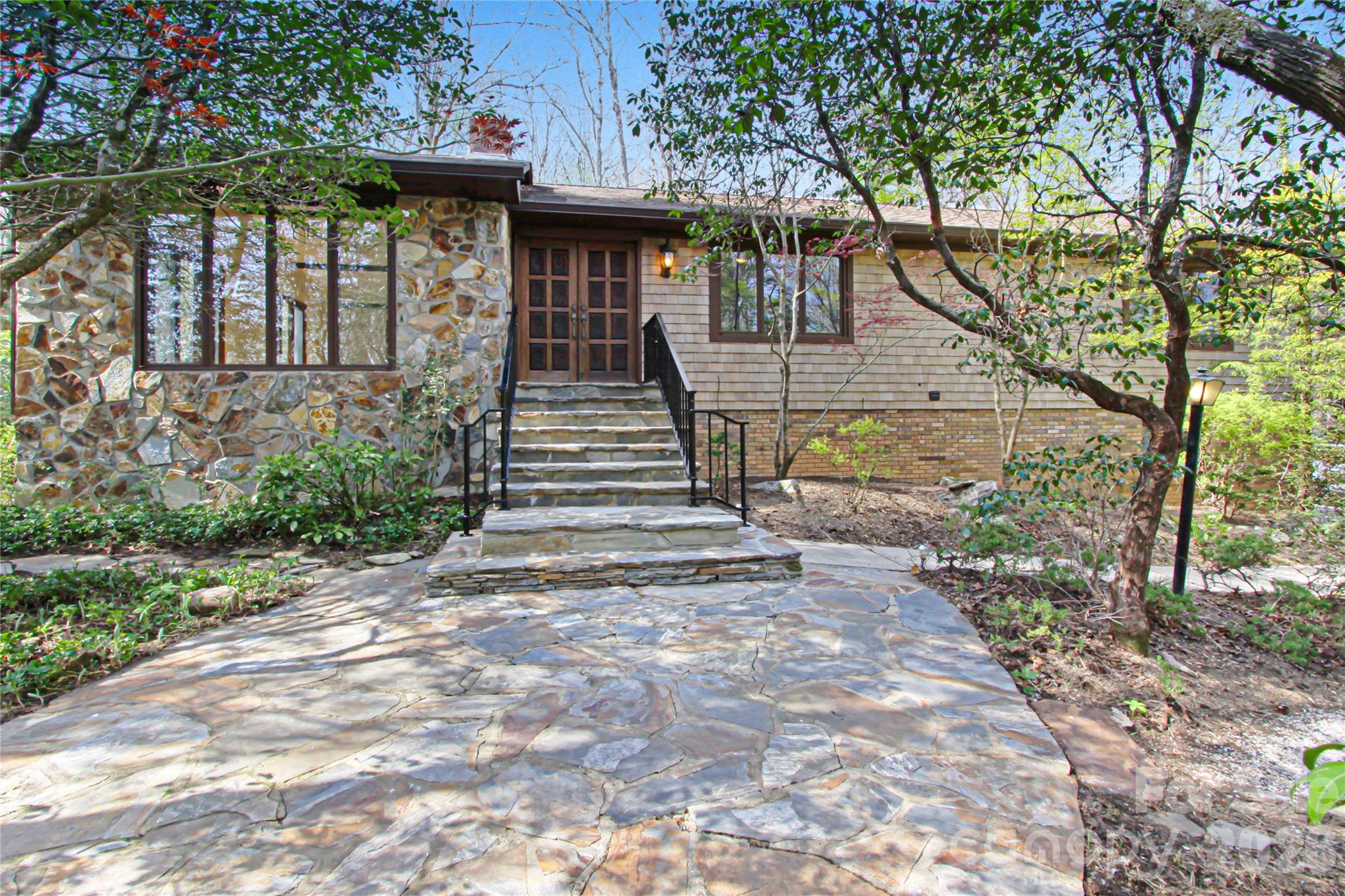 540 Chickadee Lane Brevard NC 28712