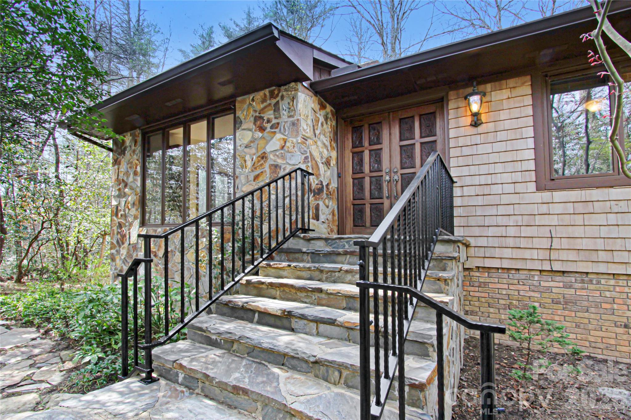 540 Chickadee Lane Brevard NC 28712