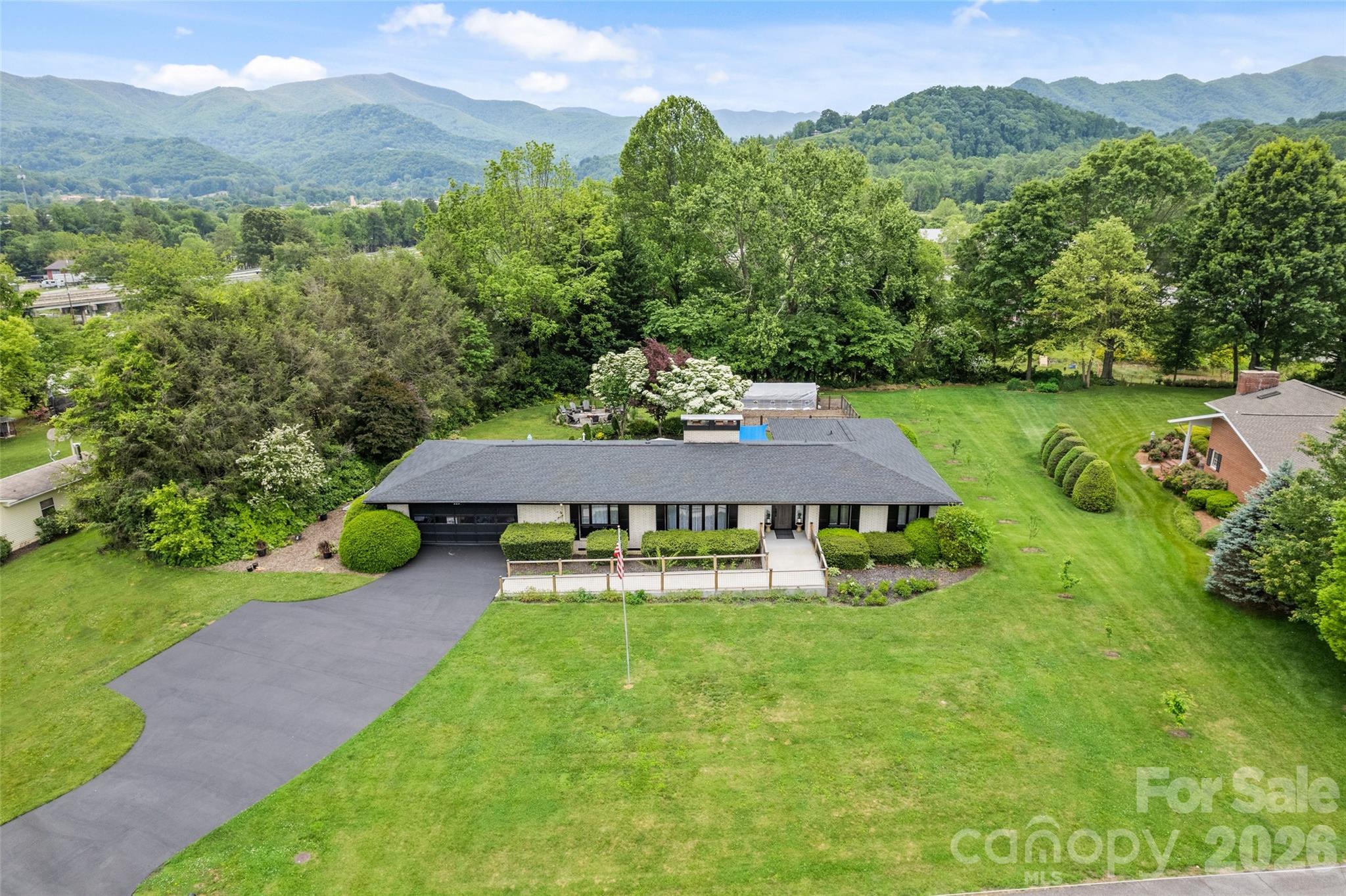 Waynesville NC, 225 Valley View Terrace