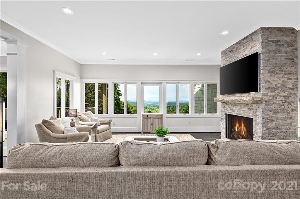 399 N Griffing Boulevard Asheville NC 28804