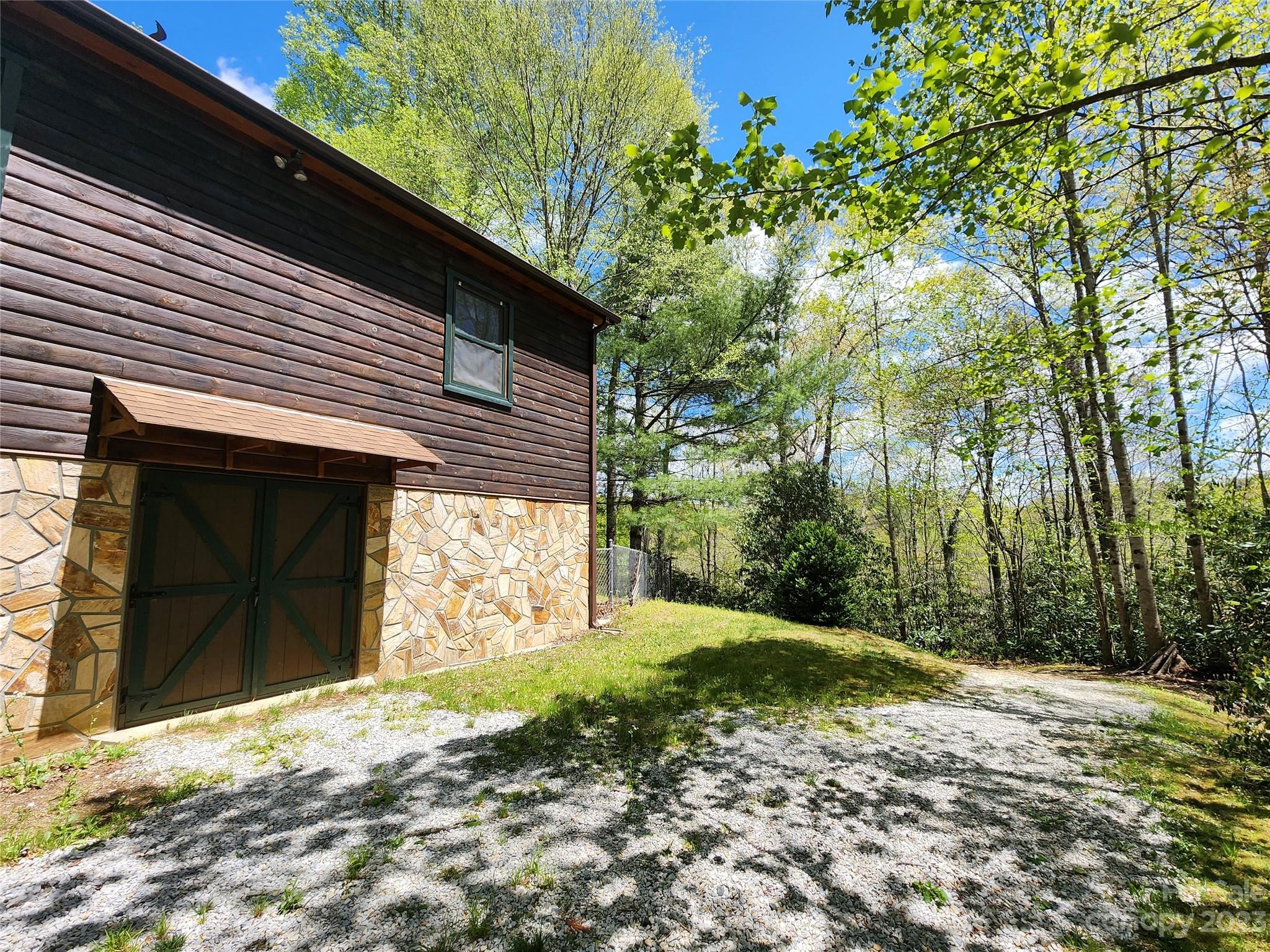 542 Allen Mountain Road Spruce Pine NC 28777
