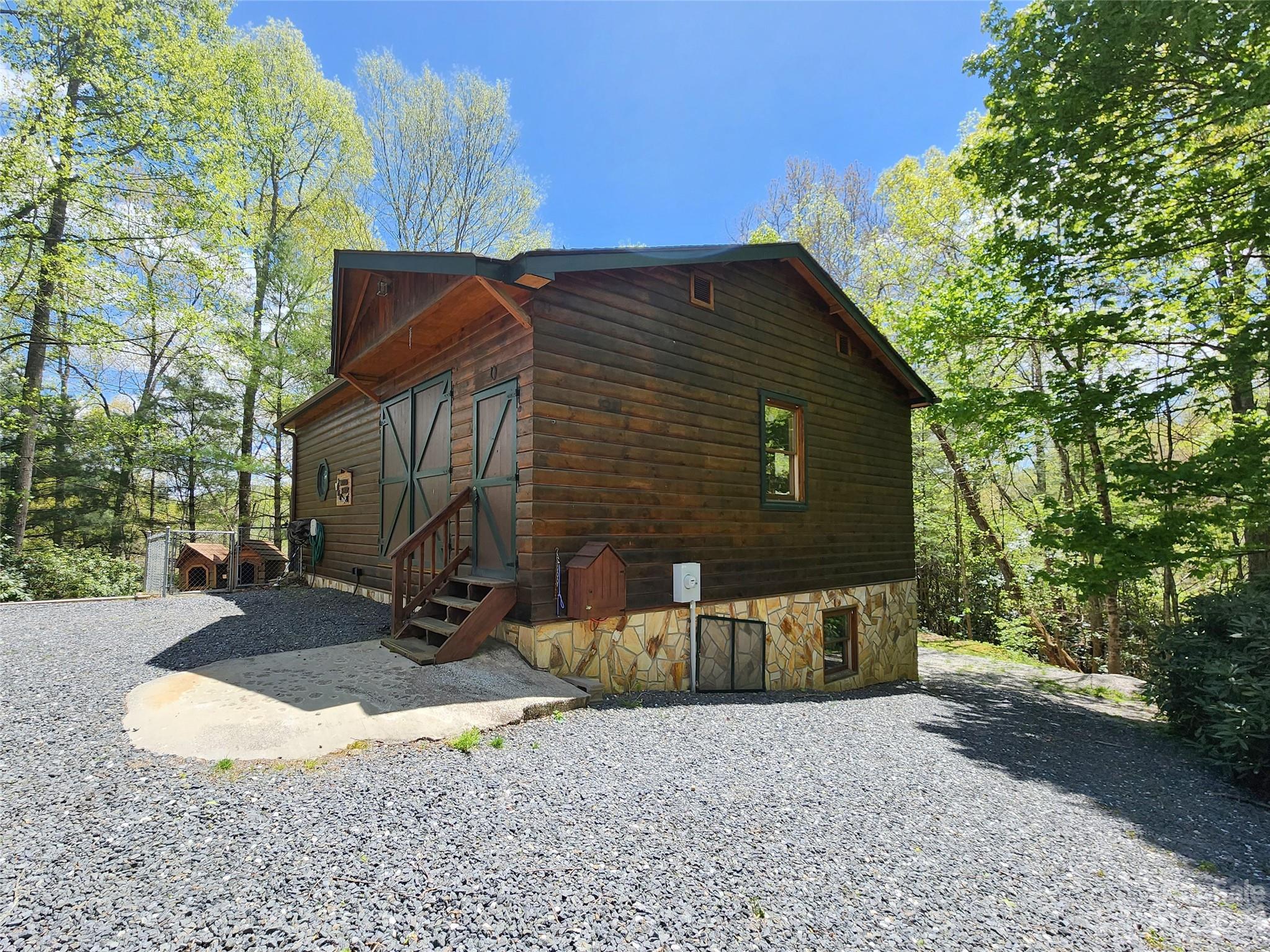 542 Allen Mountain Road Spruce Pine NC 28777