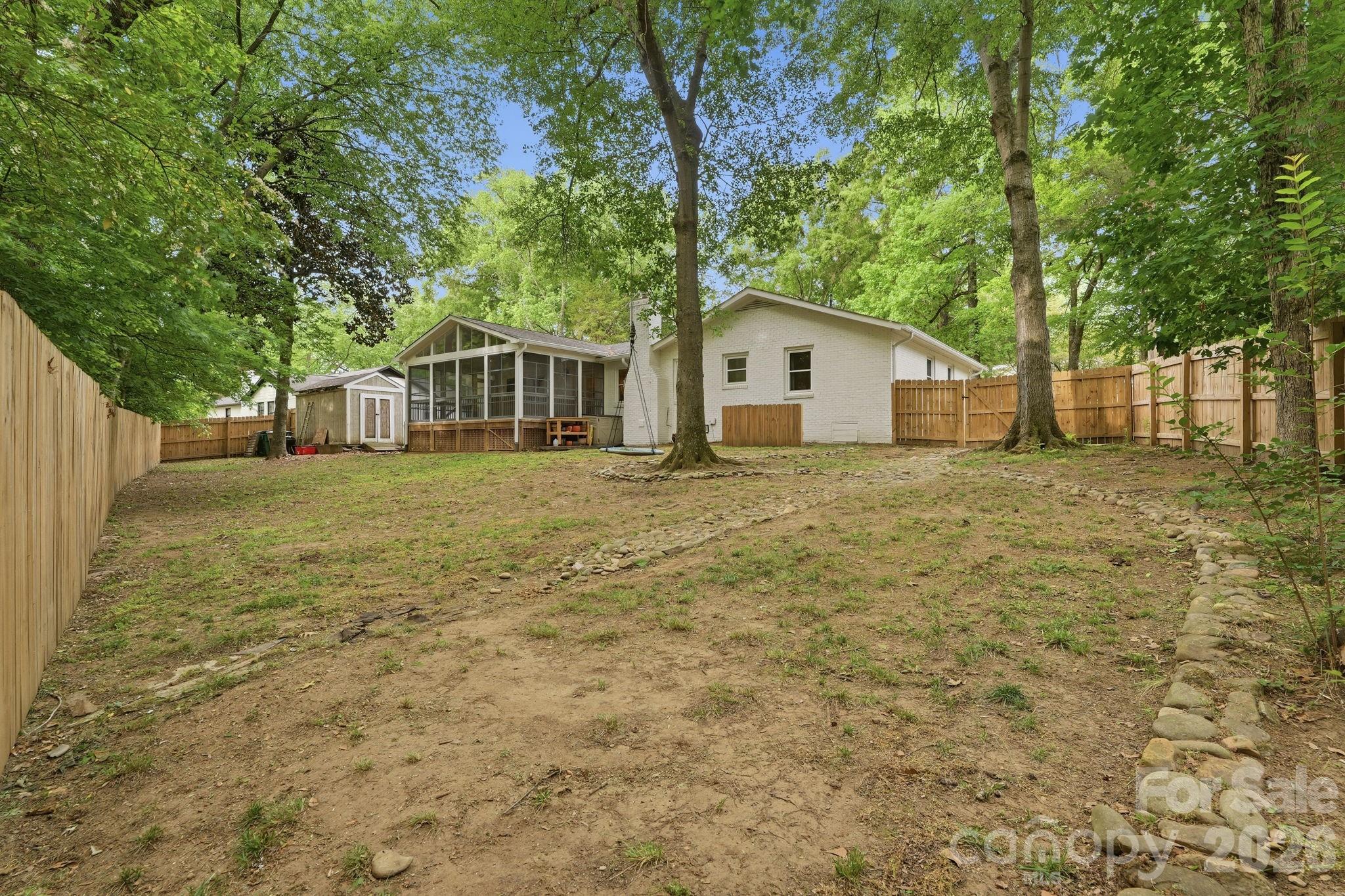 6535 Summerlin Place Charlotte NC 28226