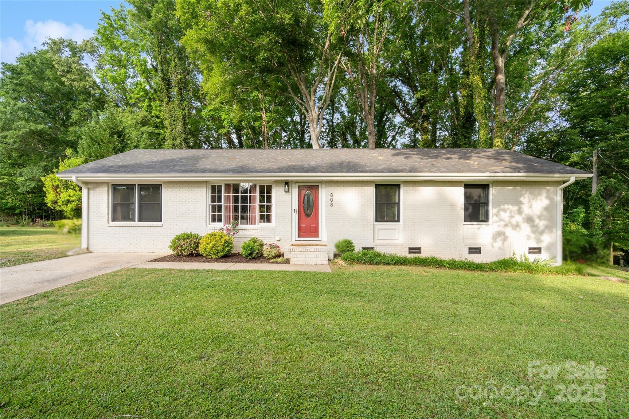 808 Sharon Drive Waxhaw NC 28173