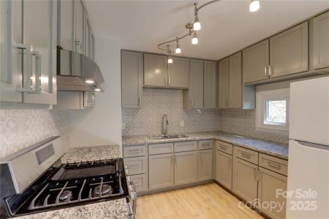 69 First Street Asheville NC 28803