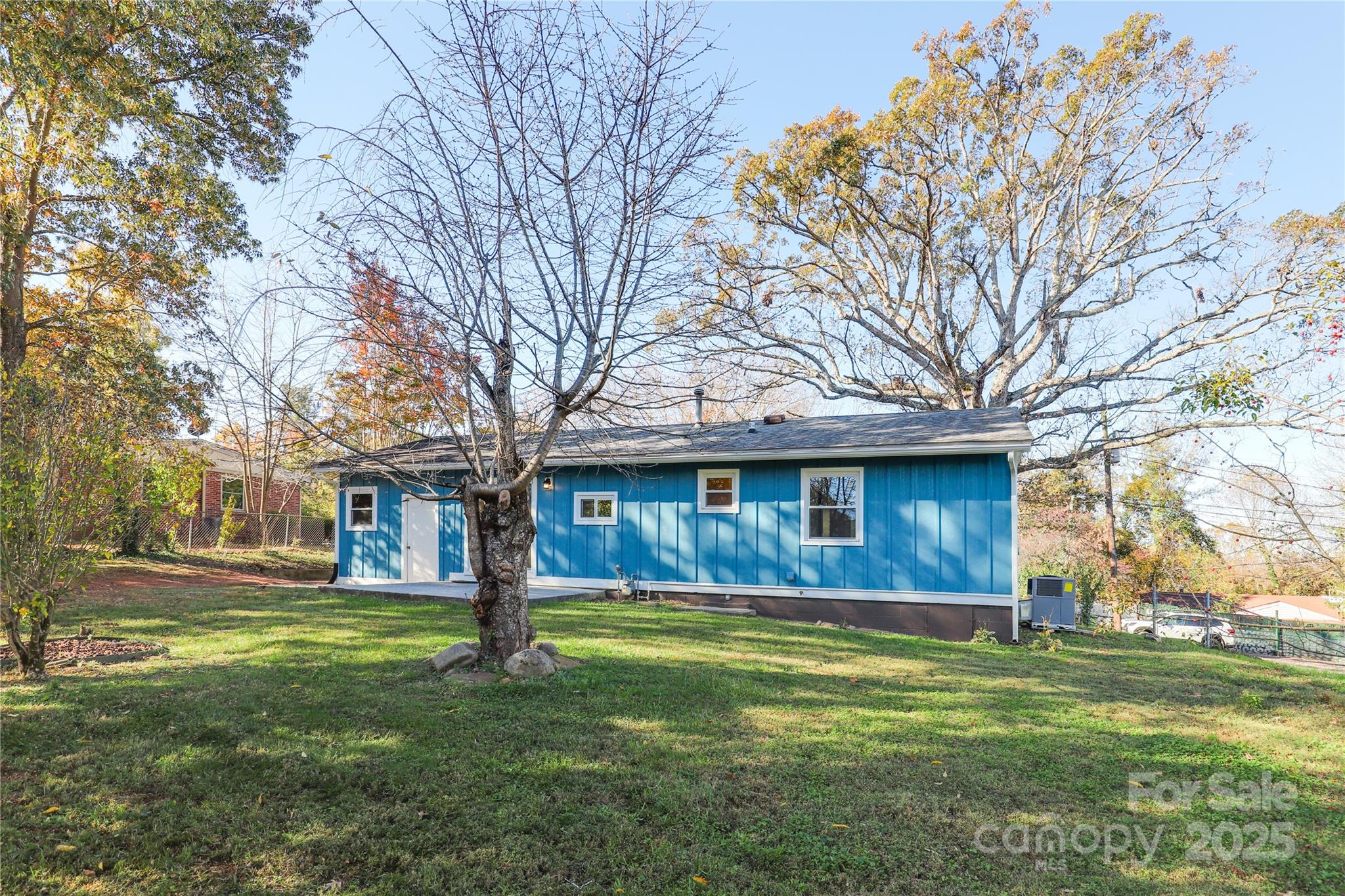 69 First Street Asheville NC 28803