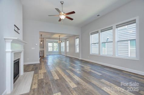 5527 Cheerful Lane Charlotte NC 28215