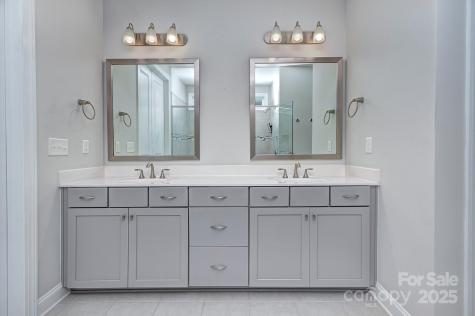 5527 Cheerful Lane Charlotte NC 28215