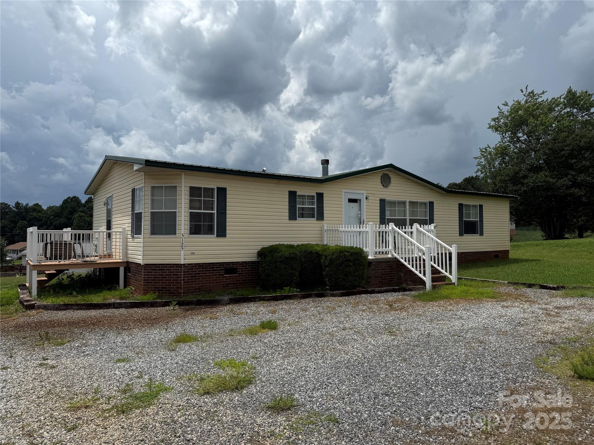 5125 Goldfinch Court Granite Falls NC 28630