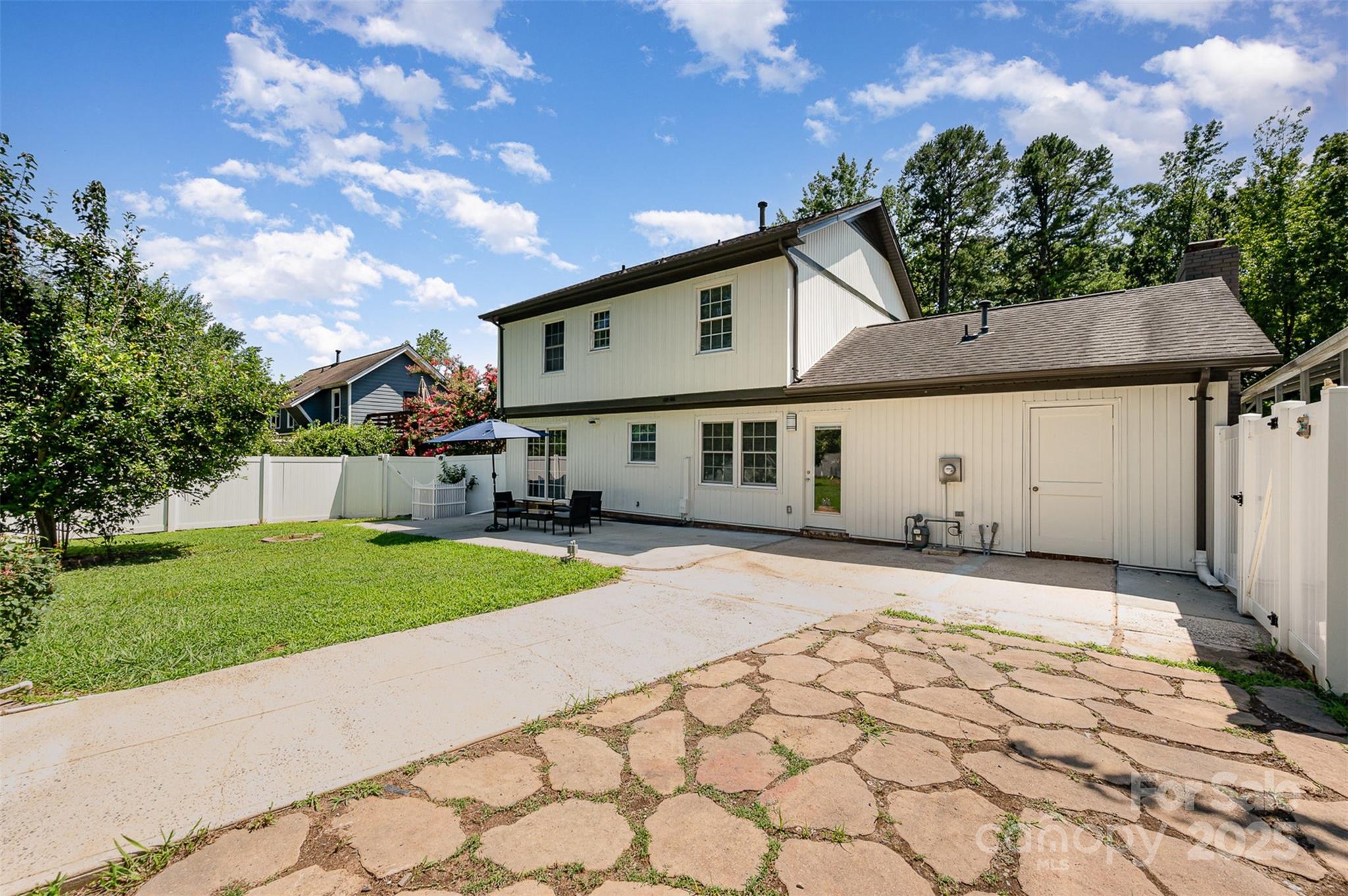 5915 Bluebonnet Road Charlotte NC 28212