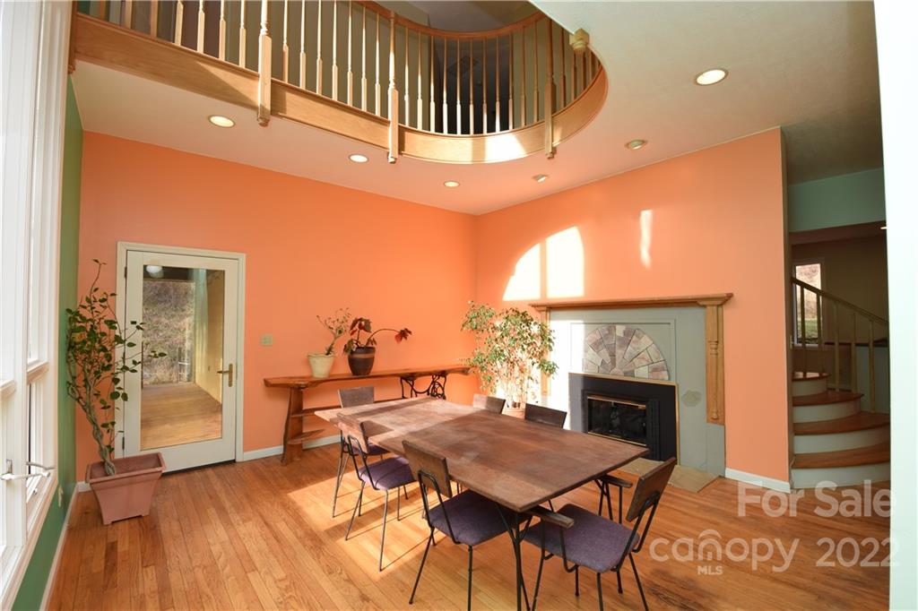 618 Sweet Hollow Road Burnsville NC 28714
