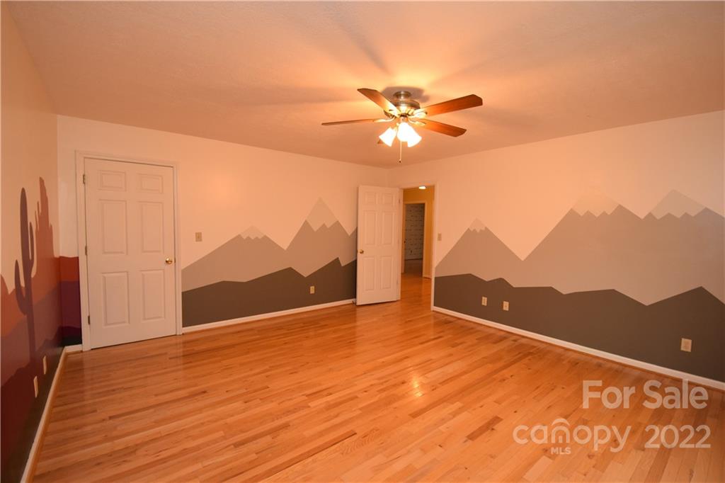 618 Sweet Hollow Road Burnsville NC 28714