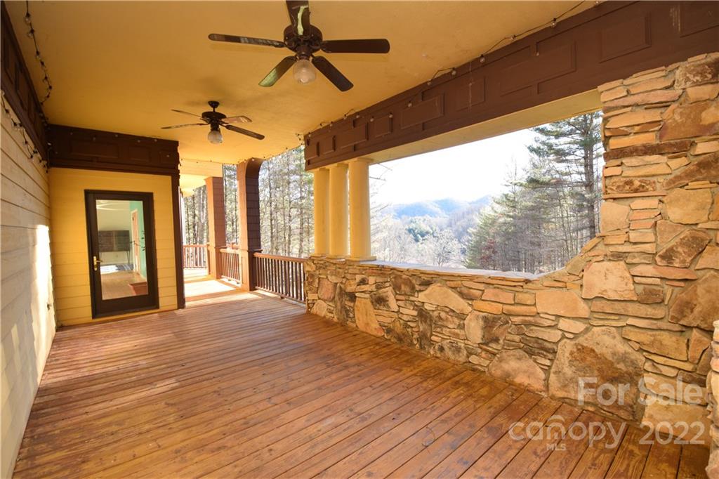 618 Sweet Hollow Road Burnsville NC 28714