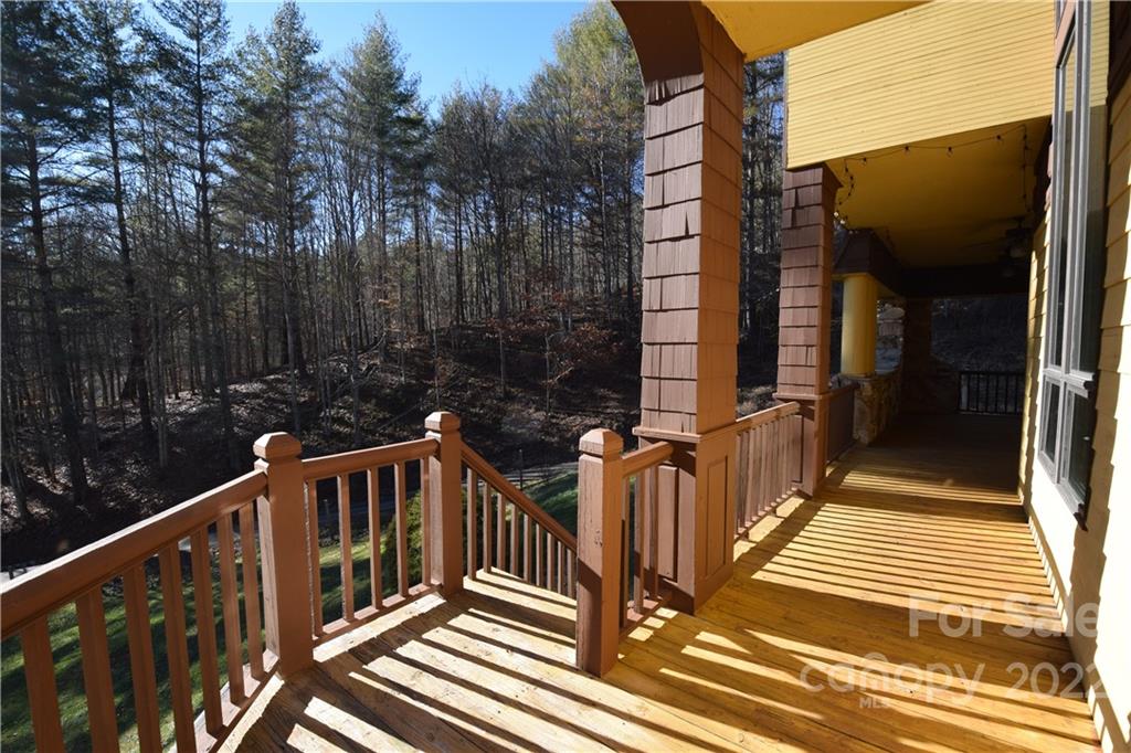618 Sweet Hollow Road Burnsville NC 28714