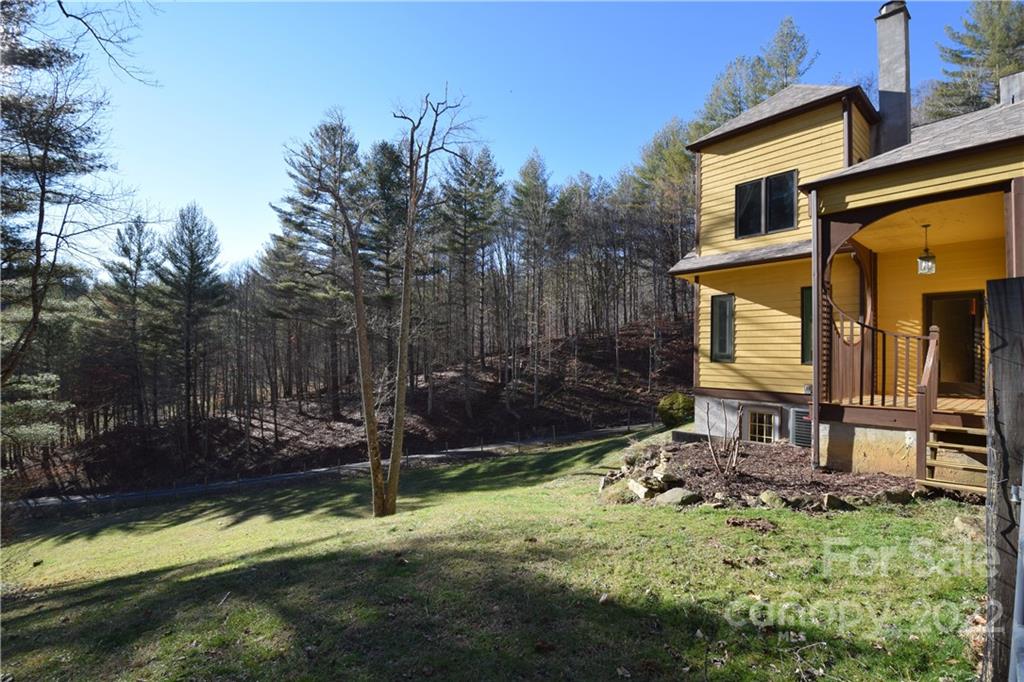 618 Sweet Hollow Road Burnsville NC 28714