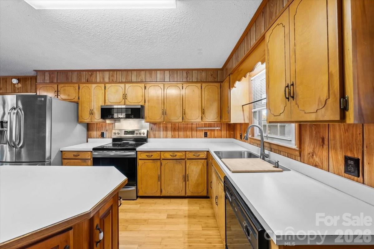 372 Holly Hills Drive Troy NC 27371