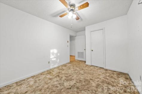 372 Holly Hills Drive Troy NC 27371