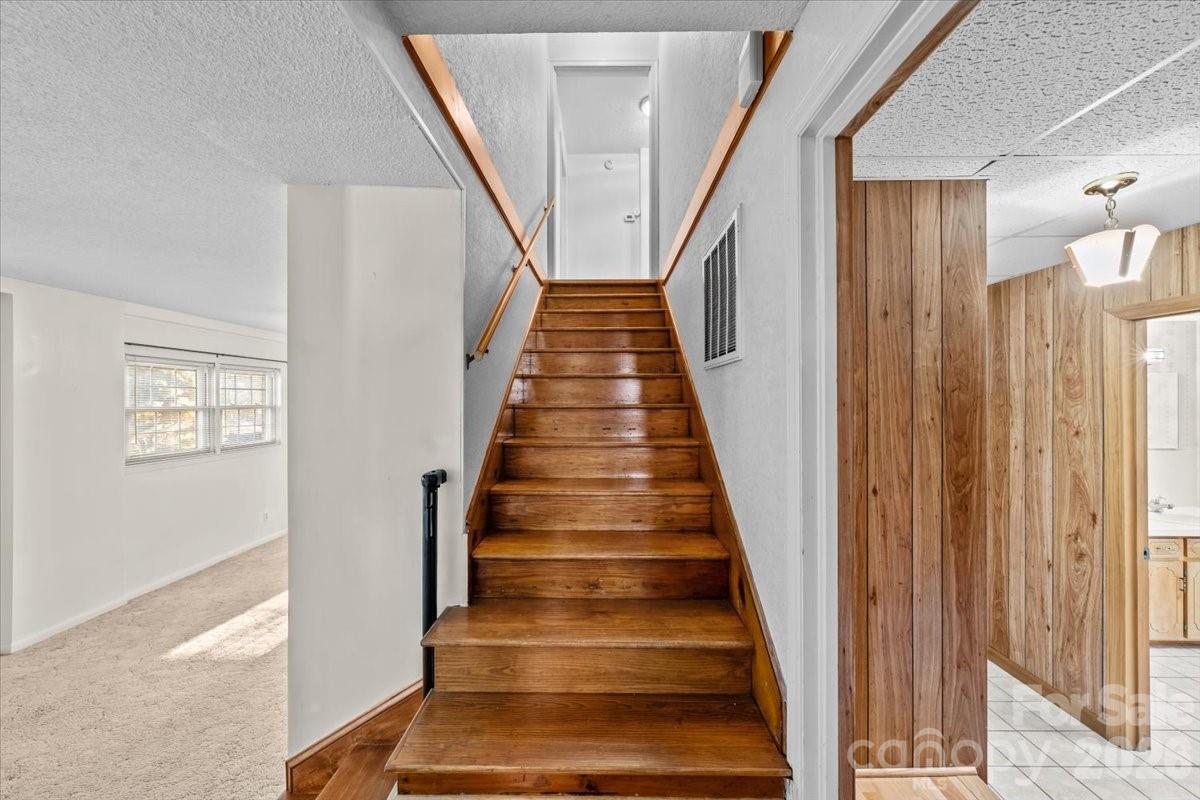 372 Holly Hills Drive Troy NC 27371