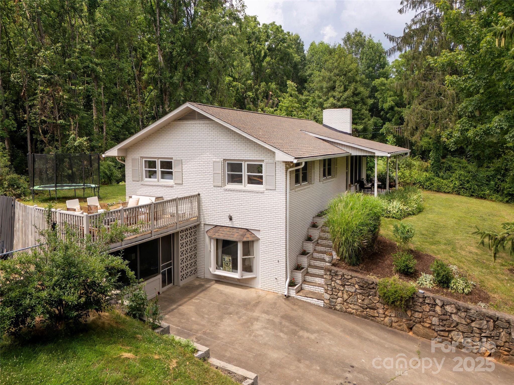 87 Apple Blossom Lane Waynesville NC 28786