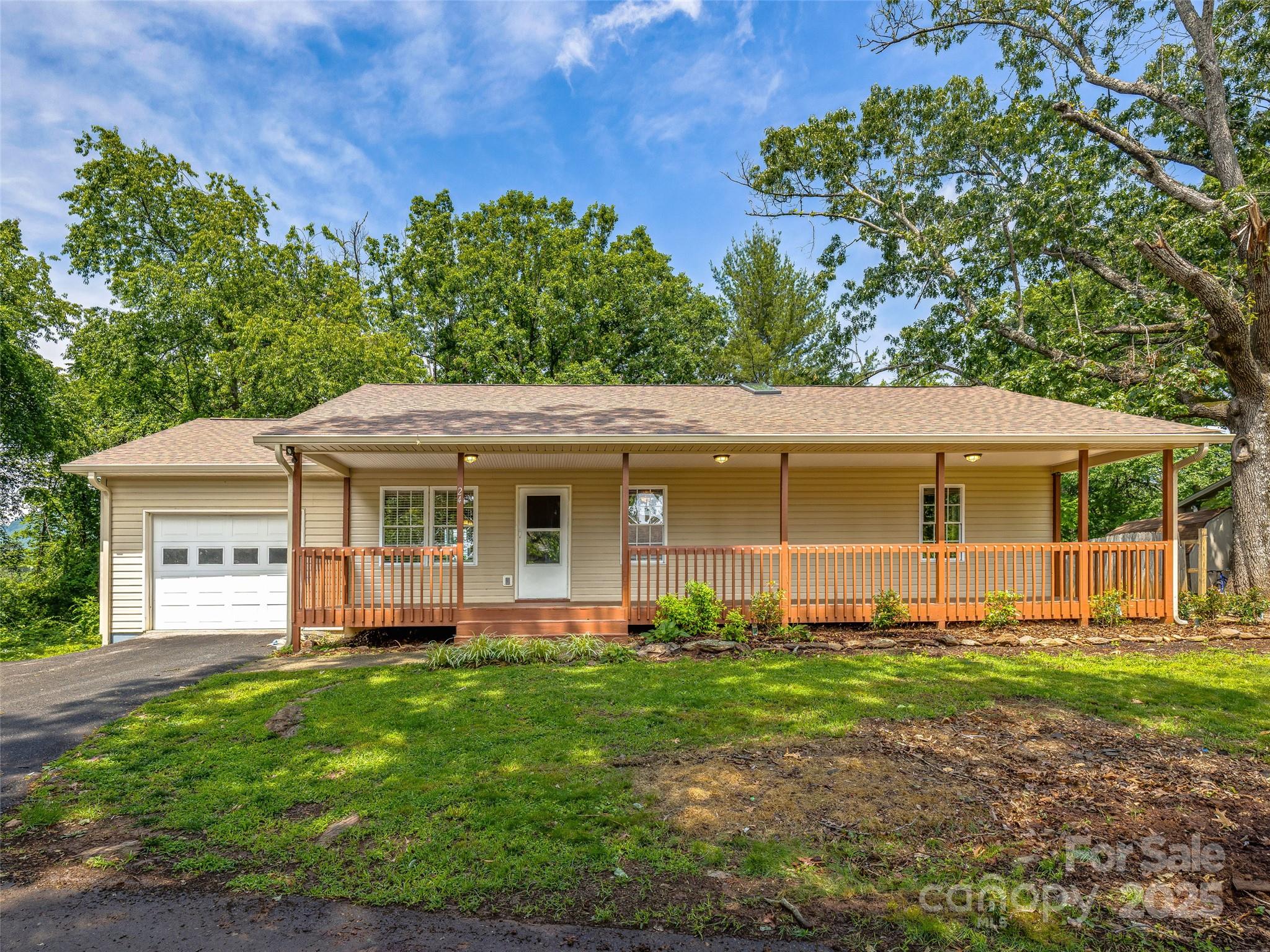 24 Memory Lane Arden NC 28704