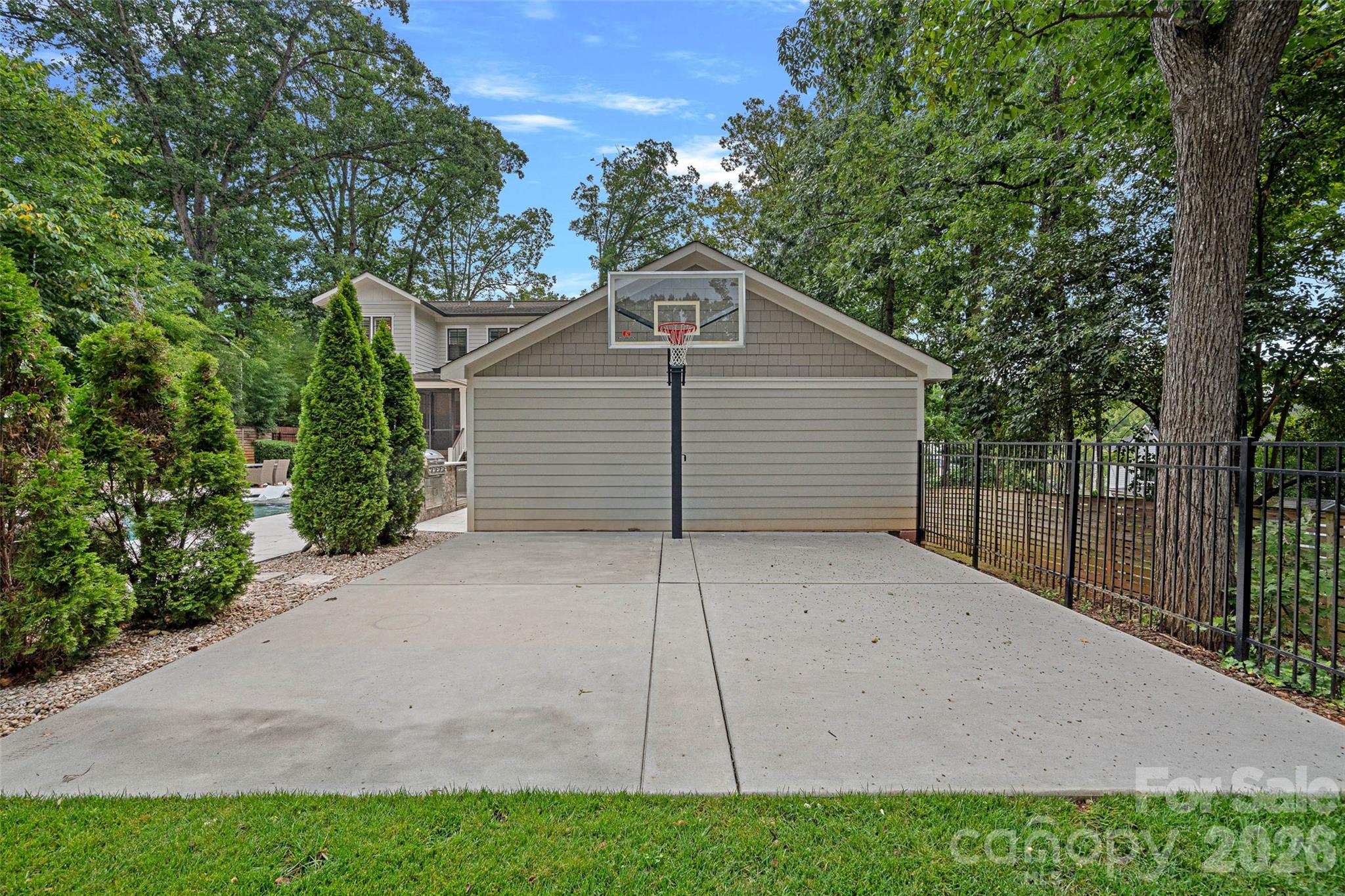 4316 Tangle Drive Charlotte NC 28211