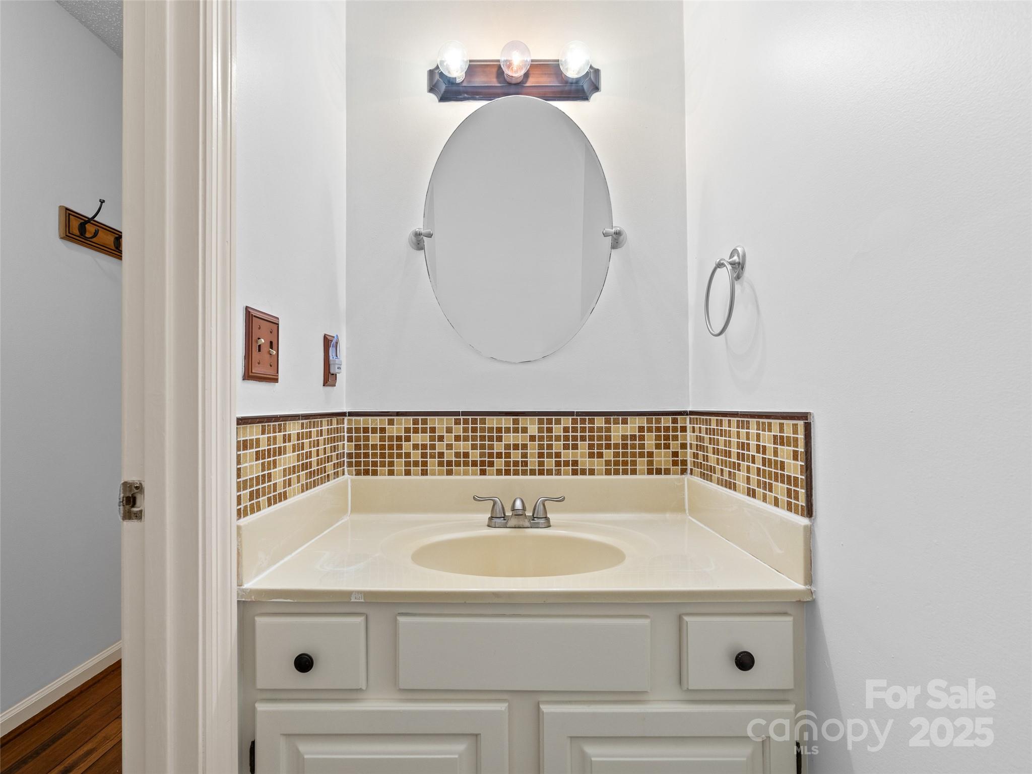 802 Parkway Vista Drive Asheville NC 28805