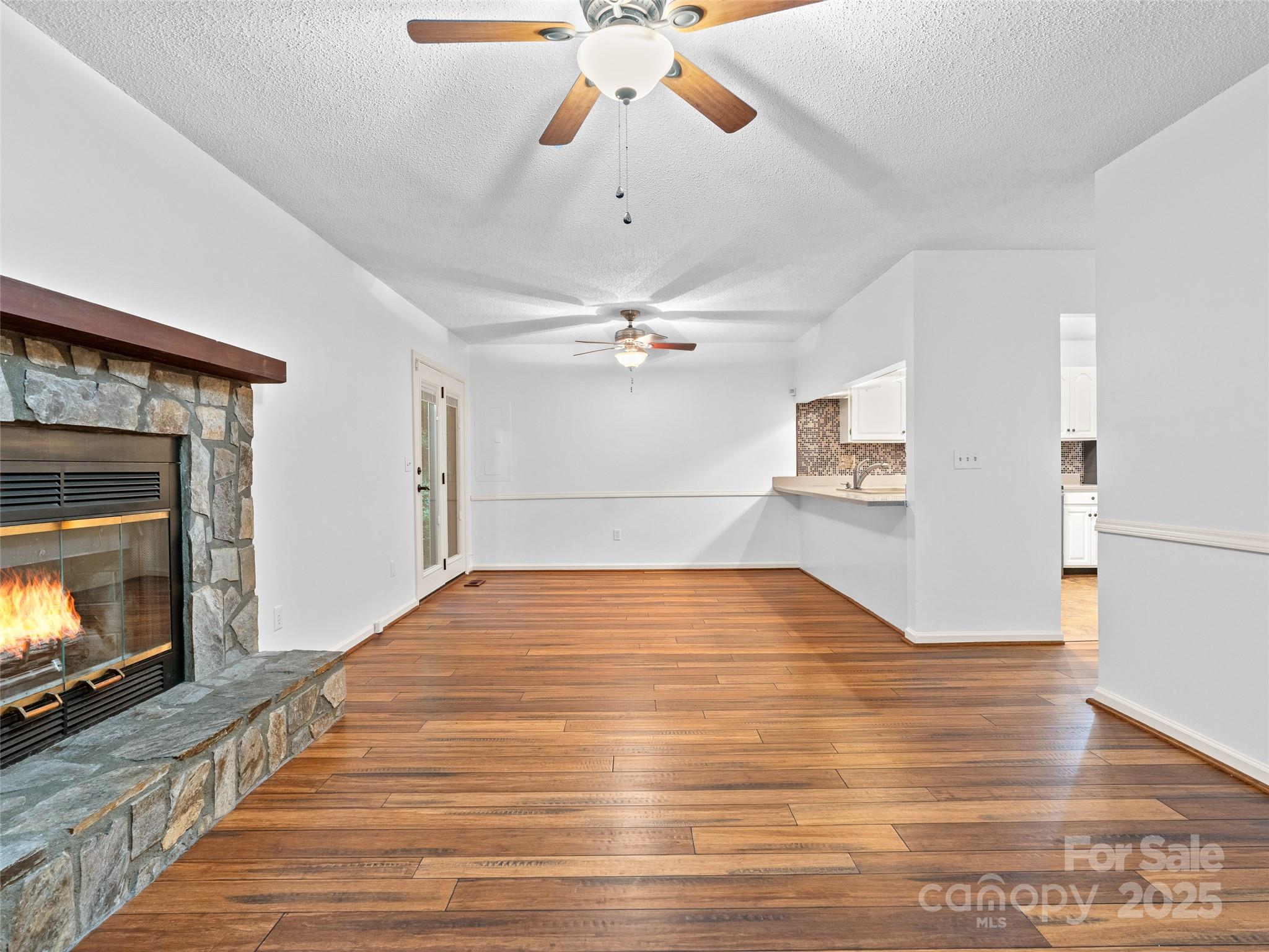 802 Parkway Vista Drive Asheville NC 28805