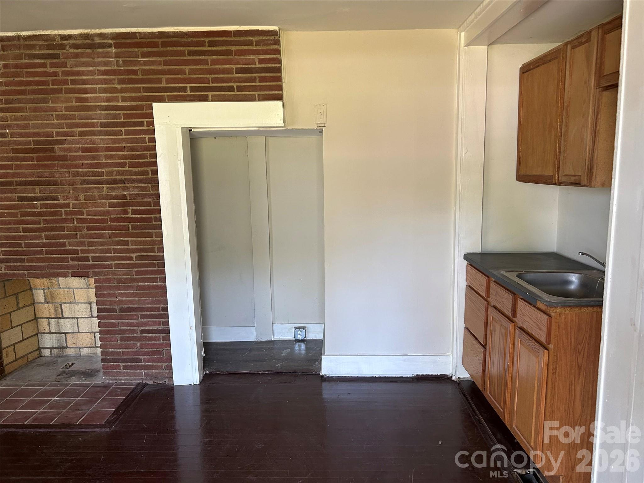 312 Davis Park Road Gastonia NC 28052